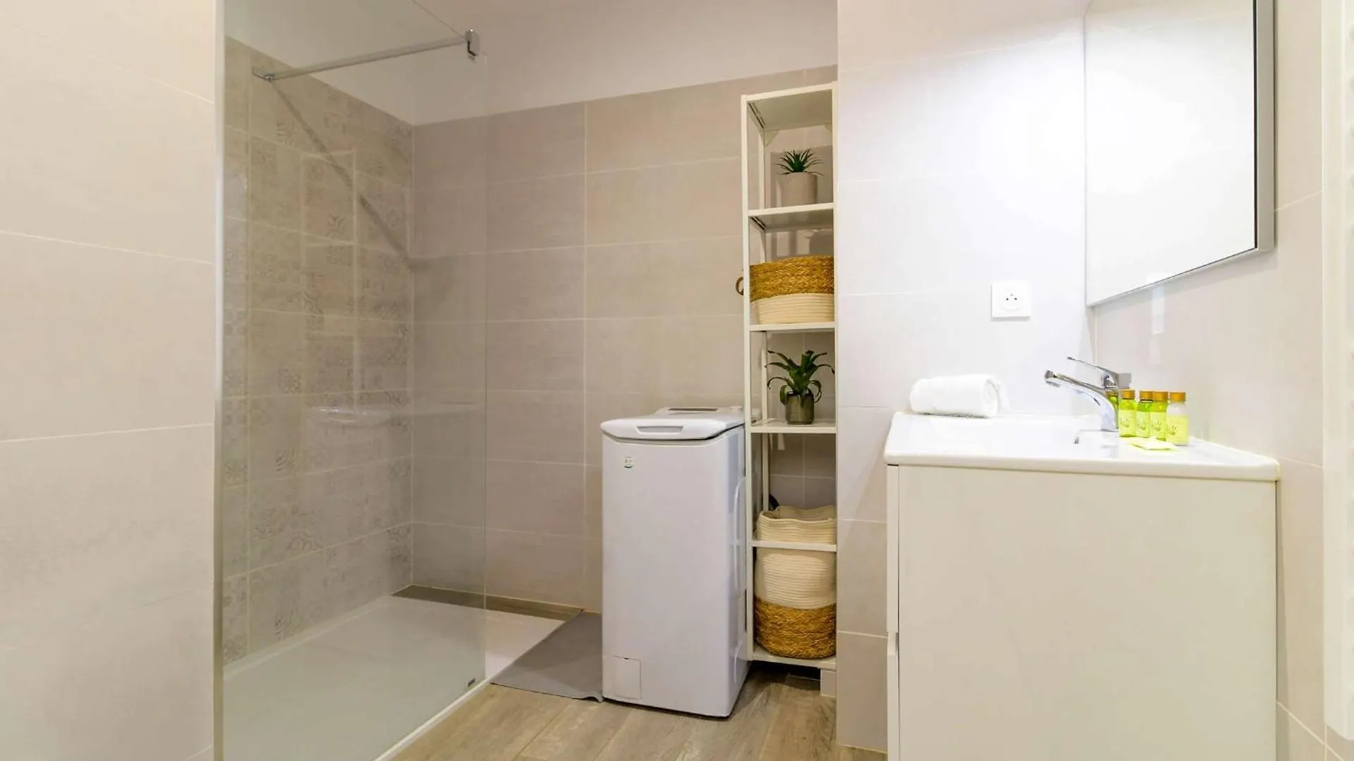 Apartment Select'Sohome - Residence Cap Nature - Appartement Moderne Avec Vue Degagee ! - Capnat-F03 Bormes-les-Mimosas
